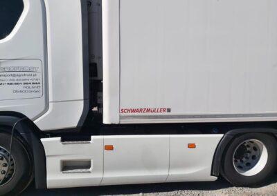 white inter-axle curtain