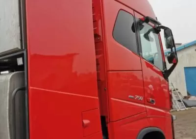 produkcją spojlerów, kurtyn międzyosiowych, kabin sypialnych