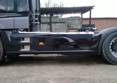 painting the cover black