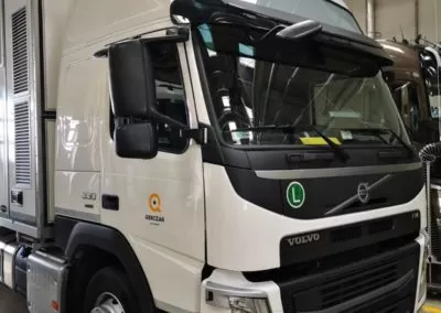 produkcją spojlerów, kabin sypialnych